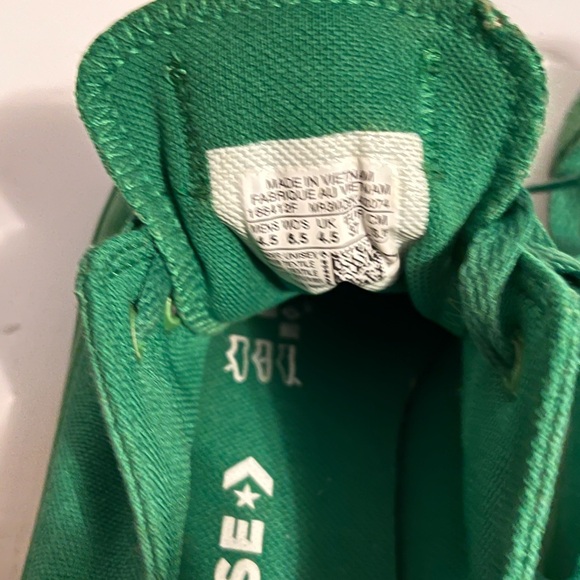 Women converse Green Sneakers - Picture 7 of 10